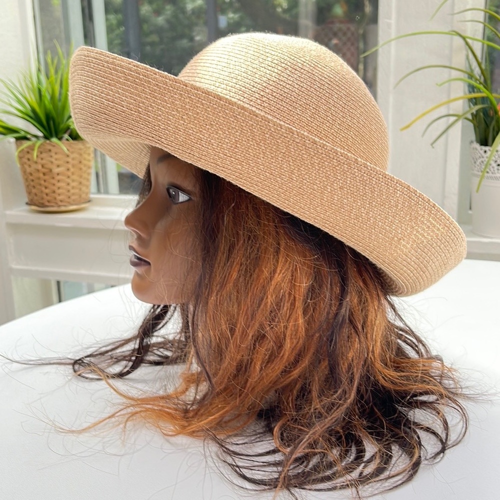 Callanan Paper Hat - Picture 13 of 13